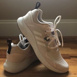 Adidas Bounce Athletic Sneakers